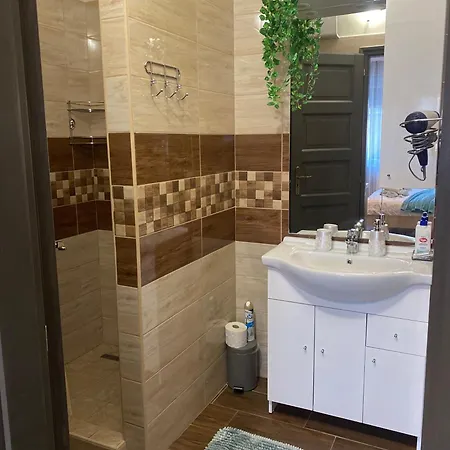 Apartment Silver *